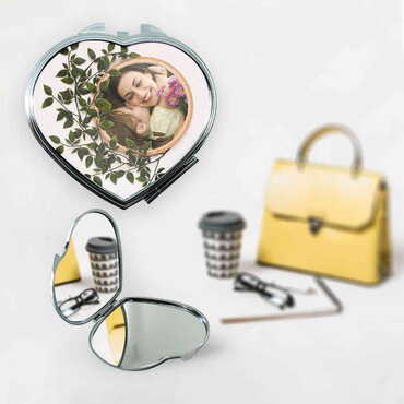 Myros - Mom Themed Customised Metal Epoxy Travel Make Up Compact Heart Shaped Mirror 70x65x8 mm