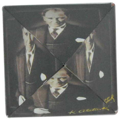 Ataturk Themed Pyramid Paperweight 4 Cm