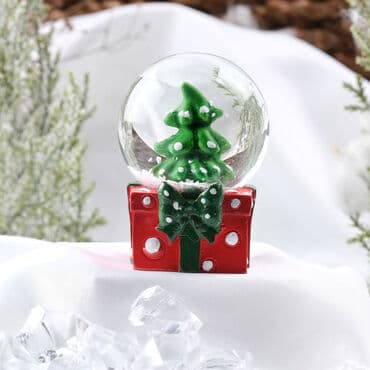 Pine Tree Gift Snow Globe