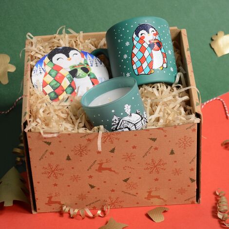 Christmas Themed Mug & Candle Set