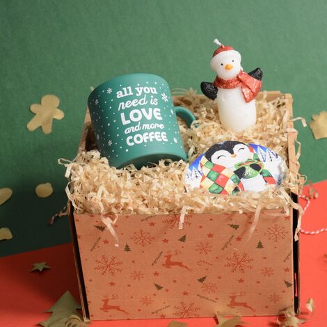 Christmas Themed Mug Gift Set