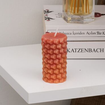 Myros - Cylinder Honeycomb Shaped Candle