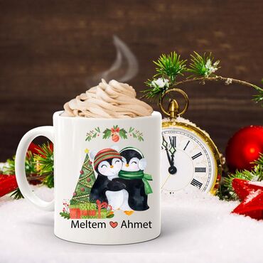 Myros - Hugging Penguin Mug with Customizable Name