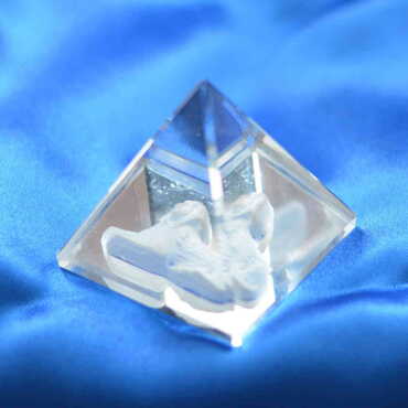 Kristal Piramit Biblo - Thumbnail