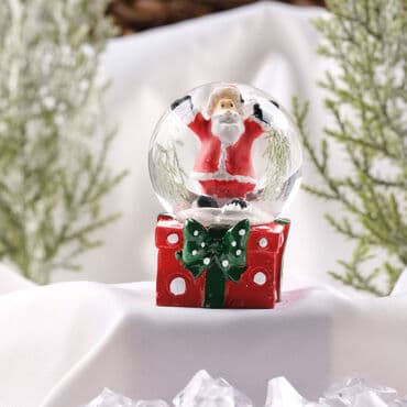 Merry Santa Claus Gift Snow Globe