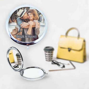 Myros - Sweetheart Themed Customised Metal Epoxy Travel Make Up Compact Mirror 70x11 mm