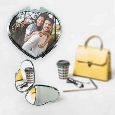 Myros - Sweetheart Themed Customised Metal Epoxy Travel Make Up Compact Heart Shaped Mirror 70x65x8 mm