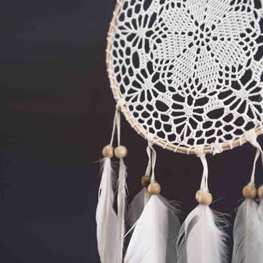 White Flower Lace Dreamcatcher - Thumbnail