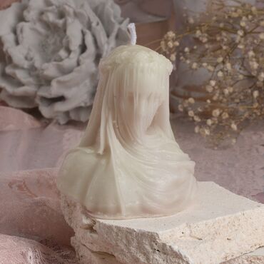 Woman With Veil Shaped Candle - Myros